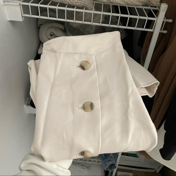 Aritzia Babaton Billy Skirt - Picture 7 of 9